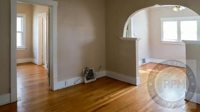 Photo - $500 Off Deposit!! Comfortable 1 Bedroom/1...