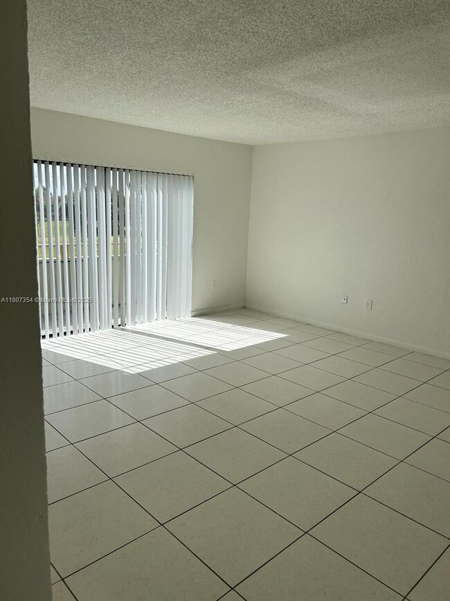 Photo - 17500 NW 68th Ave Unit D3002