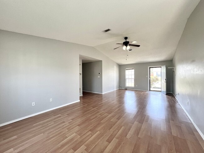 Photo - 14101 Cherry Hill Dr