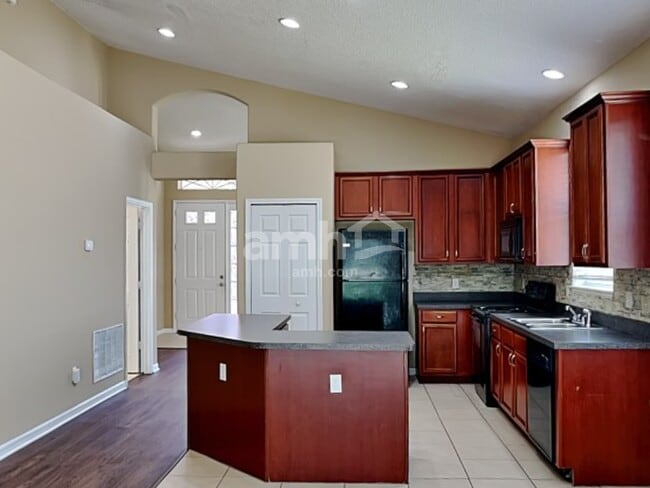 Photo - 1714 Cedar Lake Dr