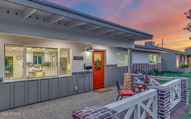 Photo - 1417 E Whitton Ave
