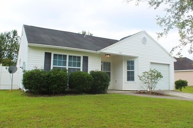 132 Bluelake Blvd