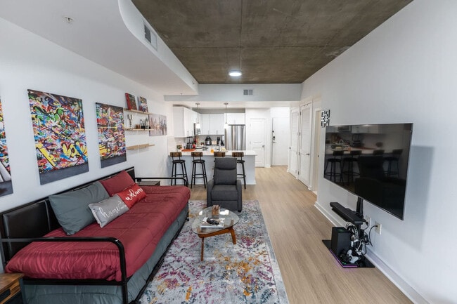 Photo - 100 6th St NE Unit FL13-ID1461658P