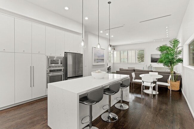 Photo - 4302 Rose St