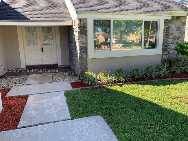 1197 Egret Rd