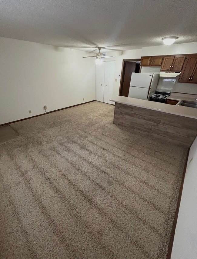 Photo - Chapel Court Apartments Unit 2169