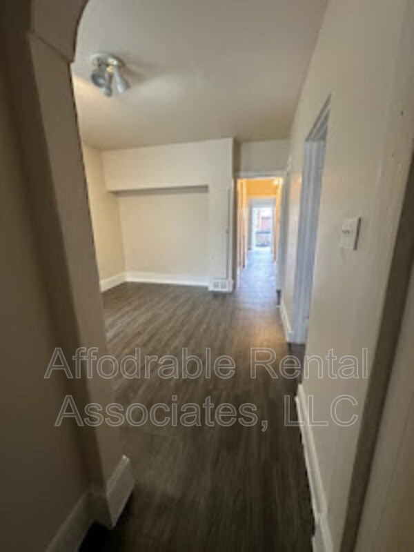 Photo - 700 S 36th St Unit Lower