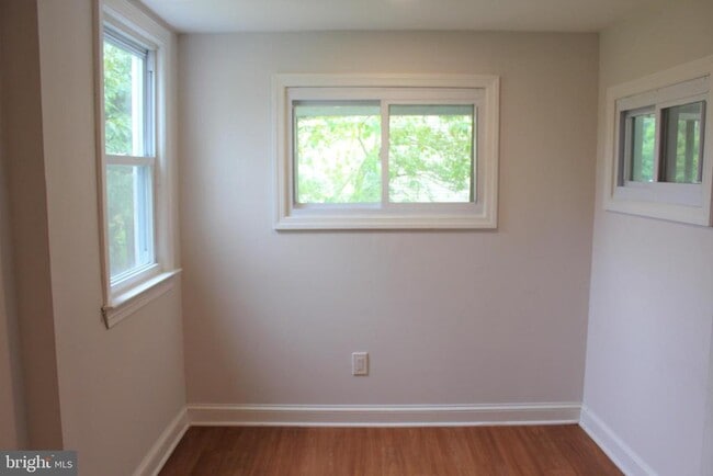 Photo - 117 Cornell Rd