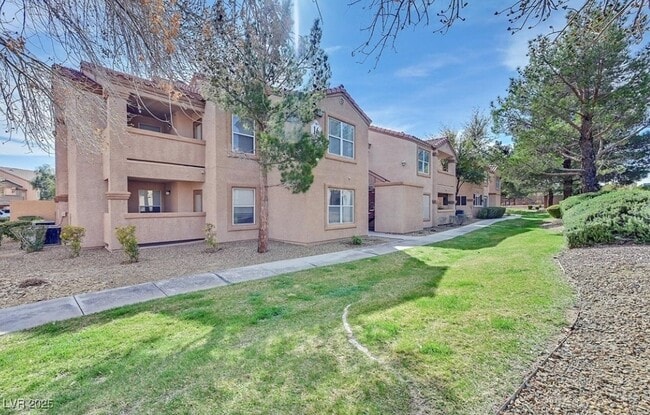 Building Photo - 1150 N Buffalo Dr Unit 1039