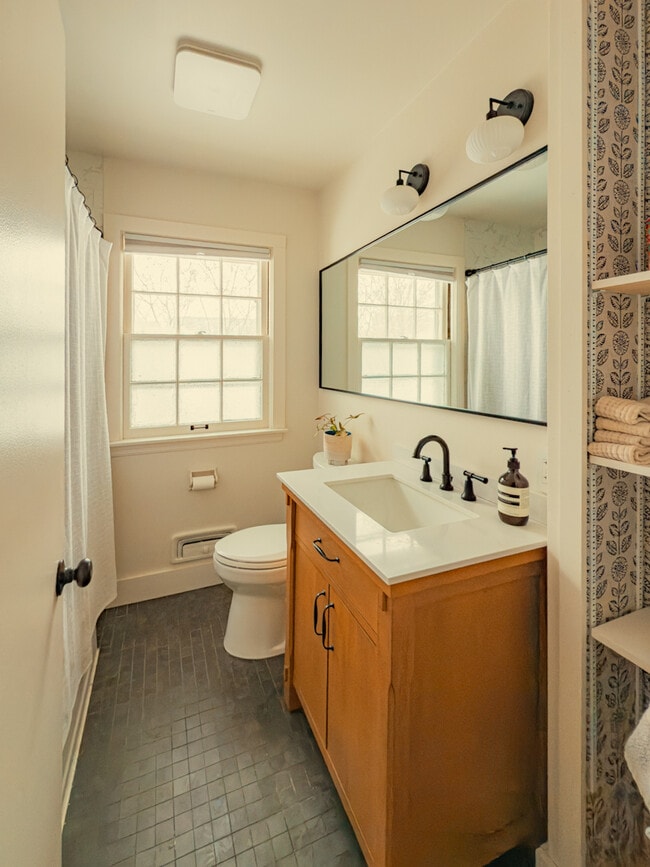 Photo - 8359 Gridley Ave