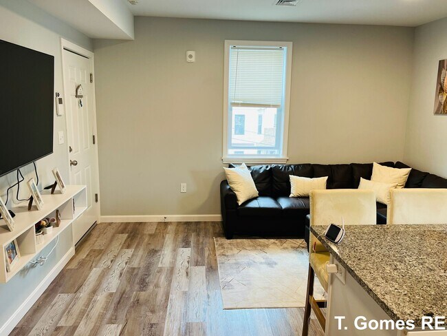 Photo - 14 Macon Ave Condo Unit 101