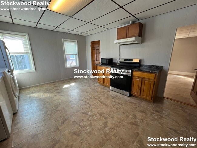 Photo - 14 Washburn St Unit 3