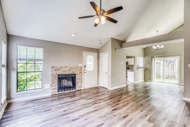 Photo - 4303 Hawk Meadow Dr