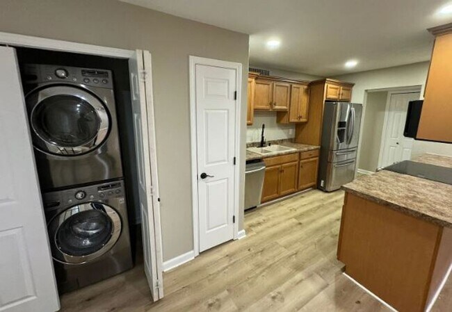 Photo - Spacious 3-Bedroom Home in The Colony – Av...