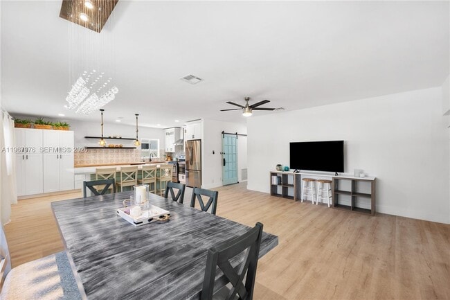 Building Photo - 1070 Tyler St