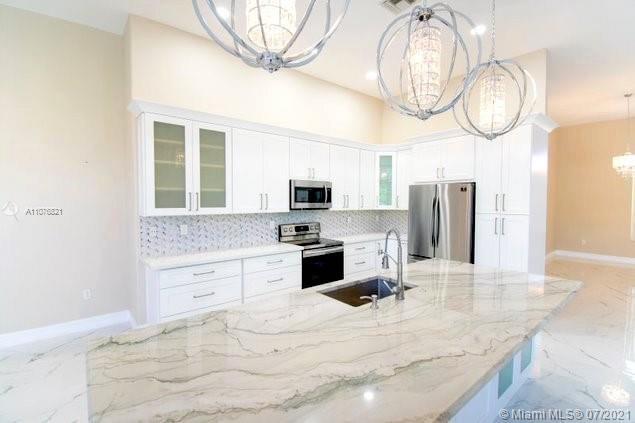 Photo - 611 Ranch Rd