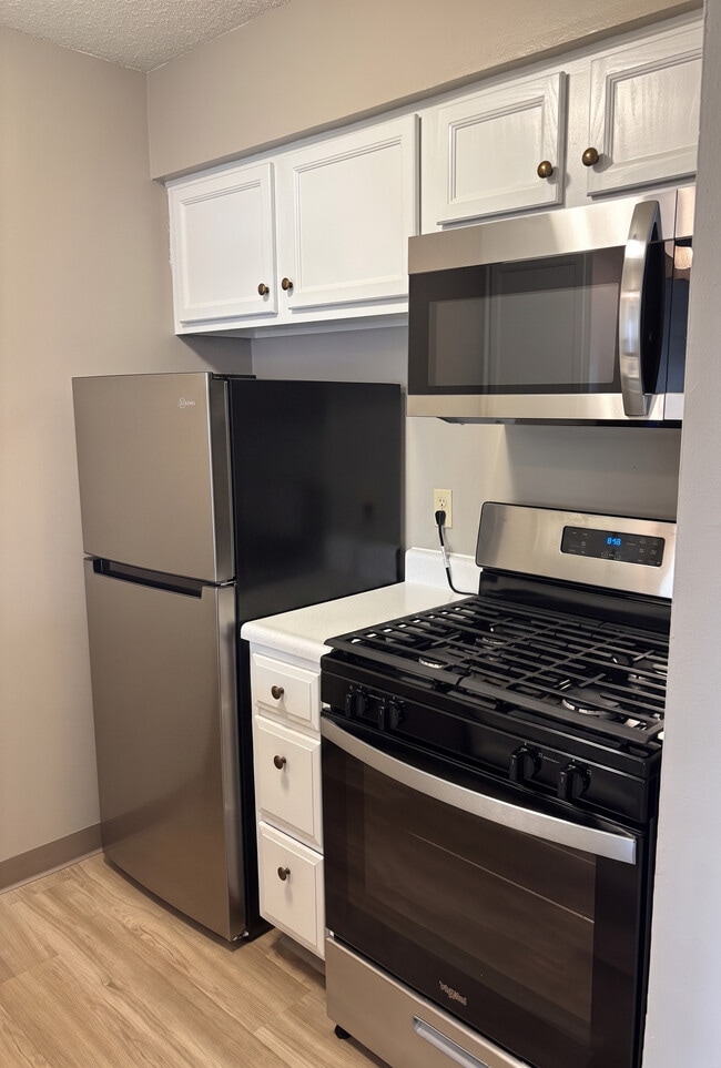 Building Photo - Imperial Grand Prix