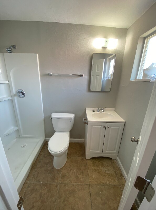 Photo - 417 N 32nd Pl Unidad 2