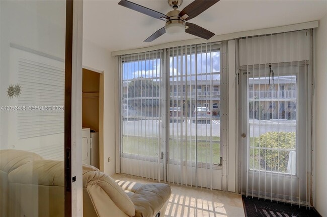 Photo - 2212 NE 1st Way Unit 101