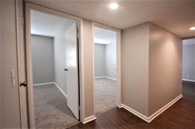 Photo - Springfield Park Apts