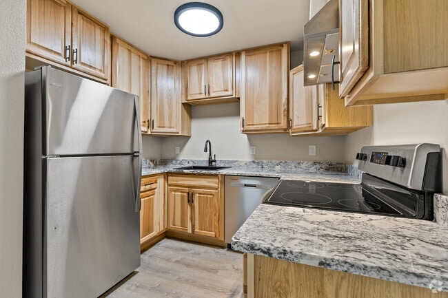 Building Photo - 1220 S Lone Tree Rd Unit B Rental
