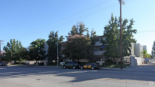 Chatsworth Continental - Chatsworth Continental