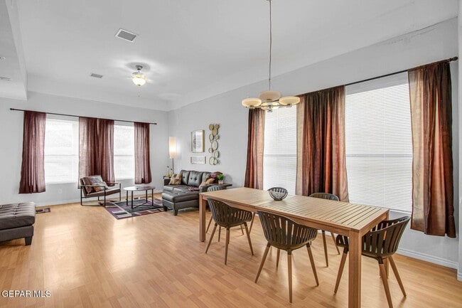 Photo - 5533 Ignacio Frias Dr