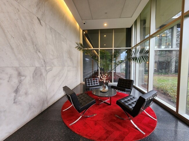 Photo - 9655 Woods Dr Unit 512