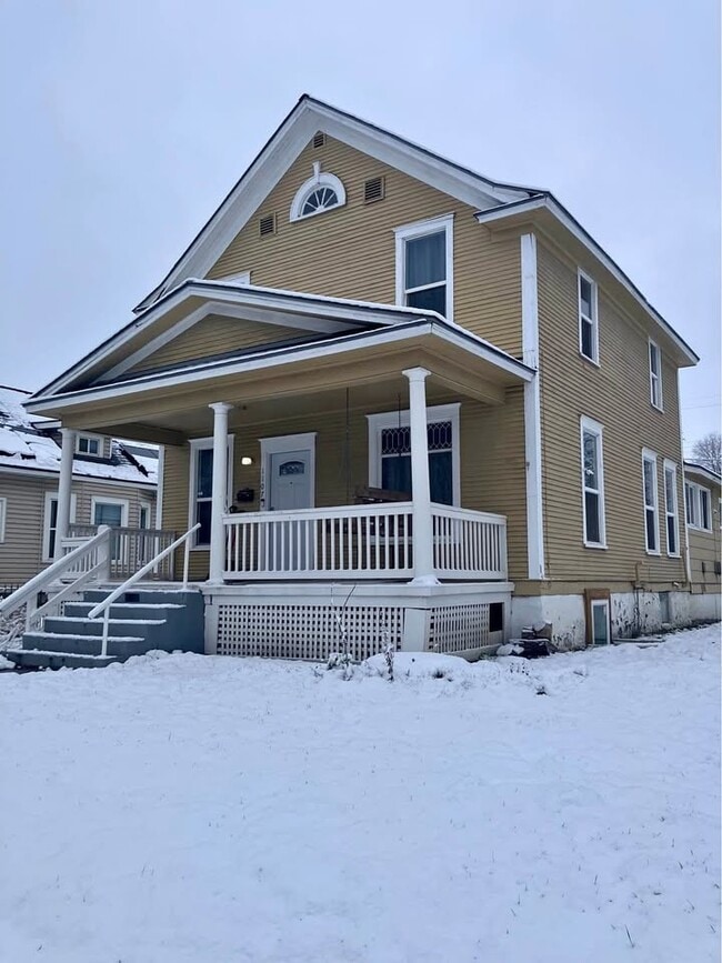 Photo - 1107 E Augusta Ave