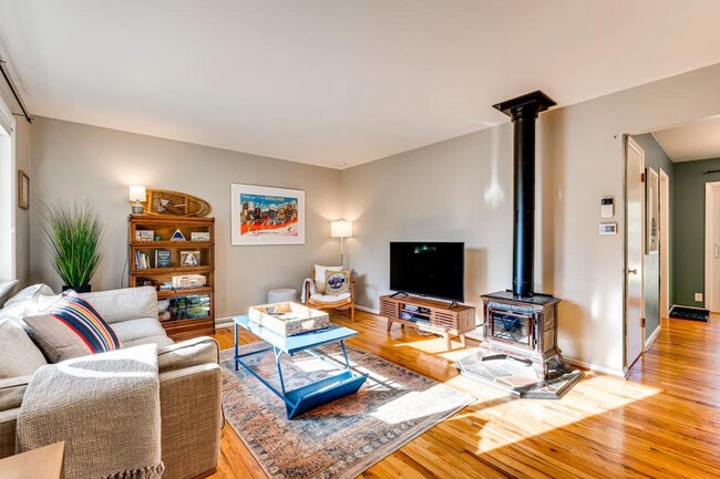 Photo - 725 35th St Unit SI ID1385926P