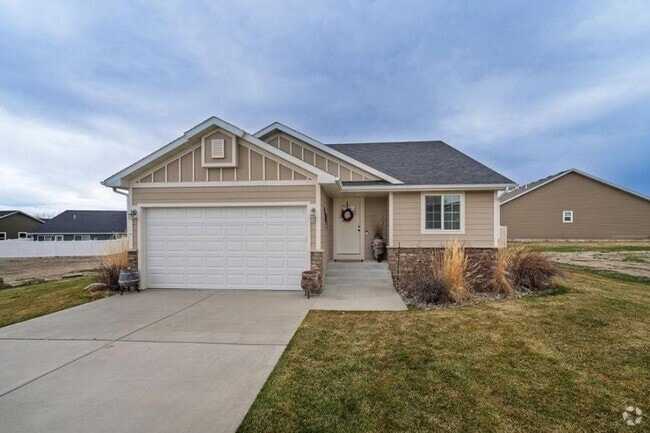 Building Photo - 5 bedroom in Laurel MT 59044 Rental
