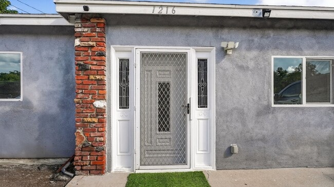 Photo - 1216 Butterfield Rd