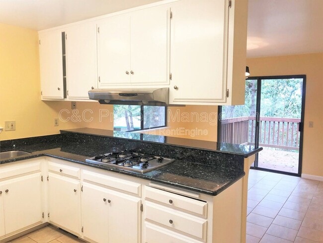 Photo - 4084 Los Altos Dr