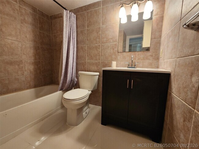 Photo - 2607 NE 8th Ave Unit 33
