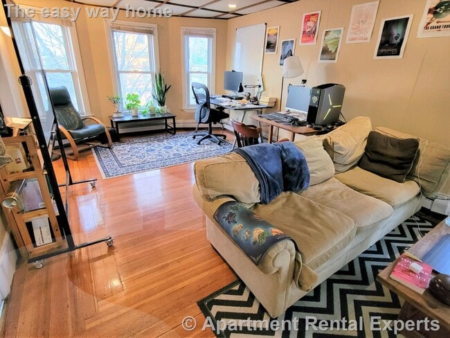 Photo - 95 Kidder Ave Unit #2