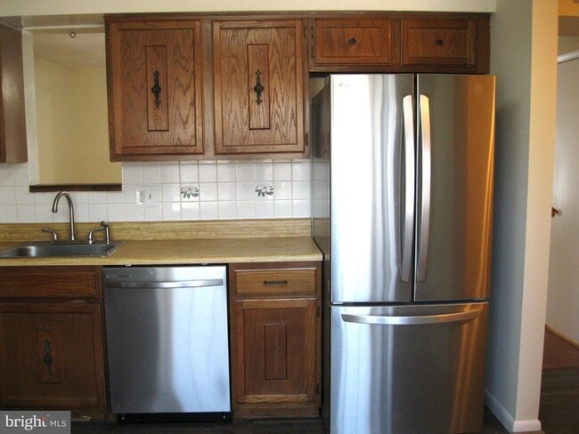 Photo - 8171 Fenwick Ct