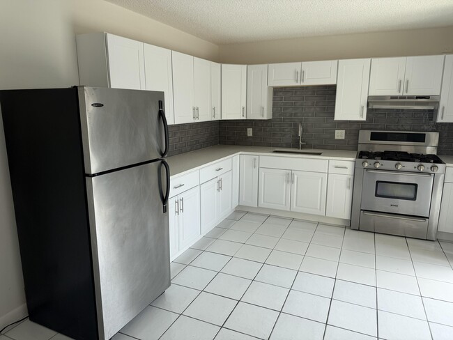 Photo - 2173 White Pine Cir Unit C