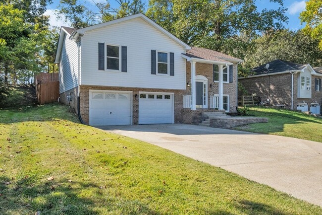 2270 Ermine Dr