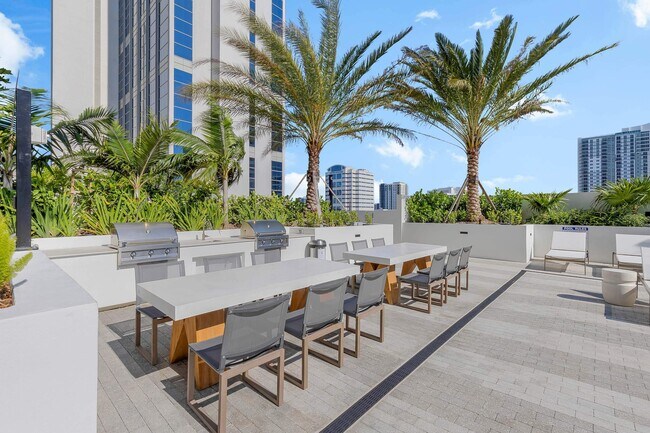 The Registry Las Olas