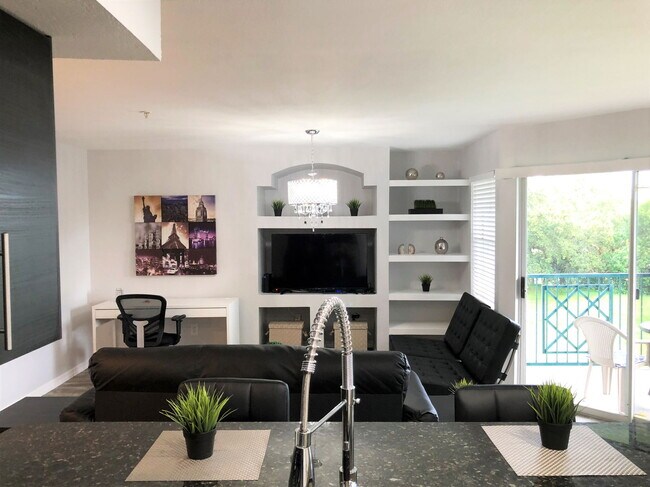 Photo - 7220 Westpointe Blvd