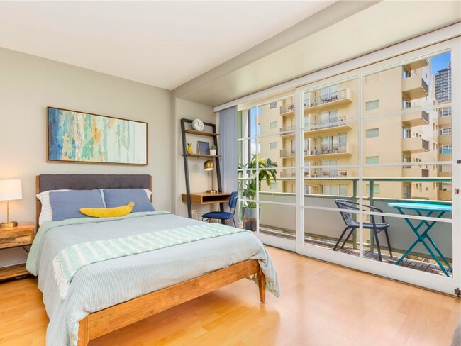 Photo - 445 Kaiolu St Unit 714