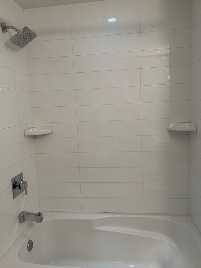 Photo - 1364 23rd St W