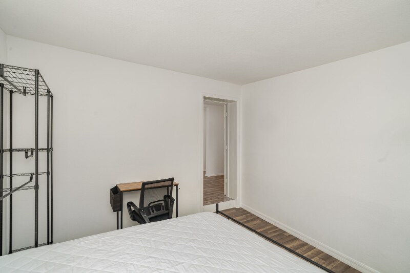 Photo - 19484 Midway Blvd