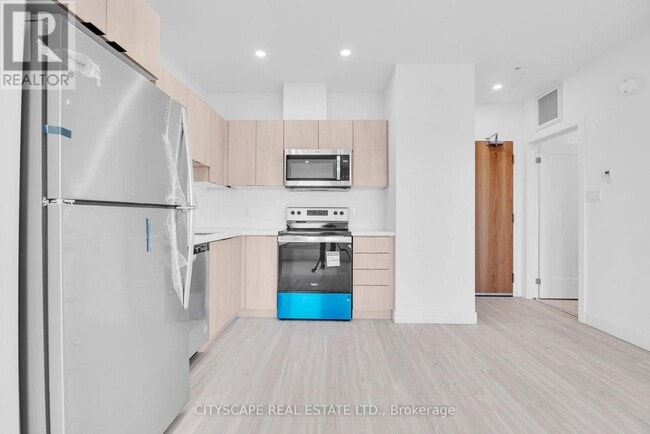 Photo - 408 Dundas St S Unit 408