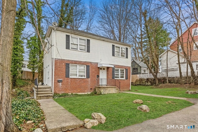 Photo - 17 Artic St Unit 2