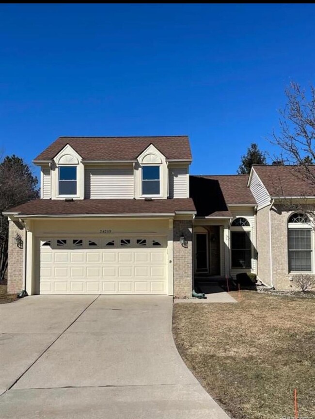 Photo - 24259 Weathervane Ct Townhome