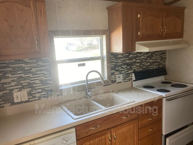 Photo - 201 Cumberland Ln