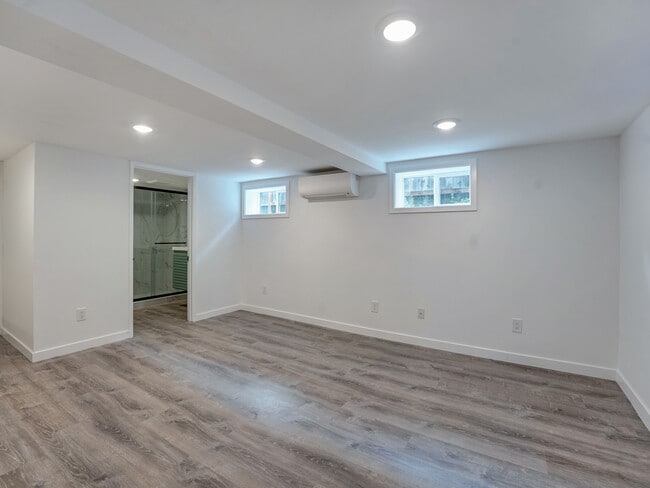Photo - 4814 NE 32nd Pl Unidad #B