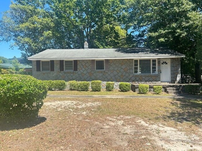 Building Photo - Rosewood Rental