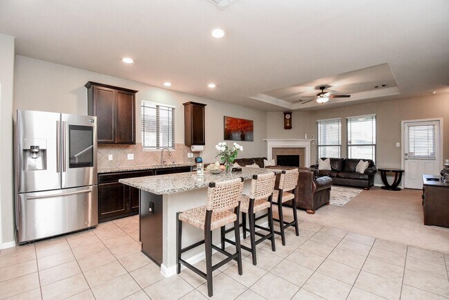 8207 Running Brook Ln